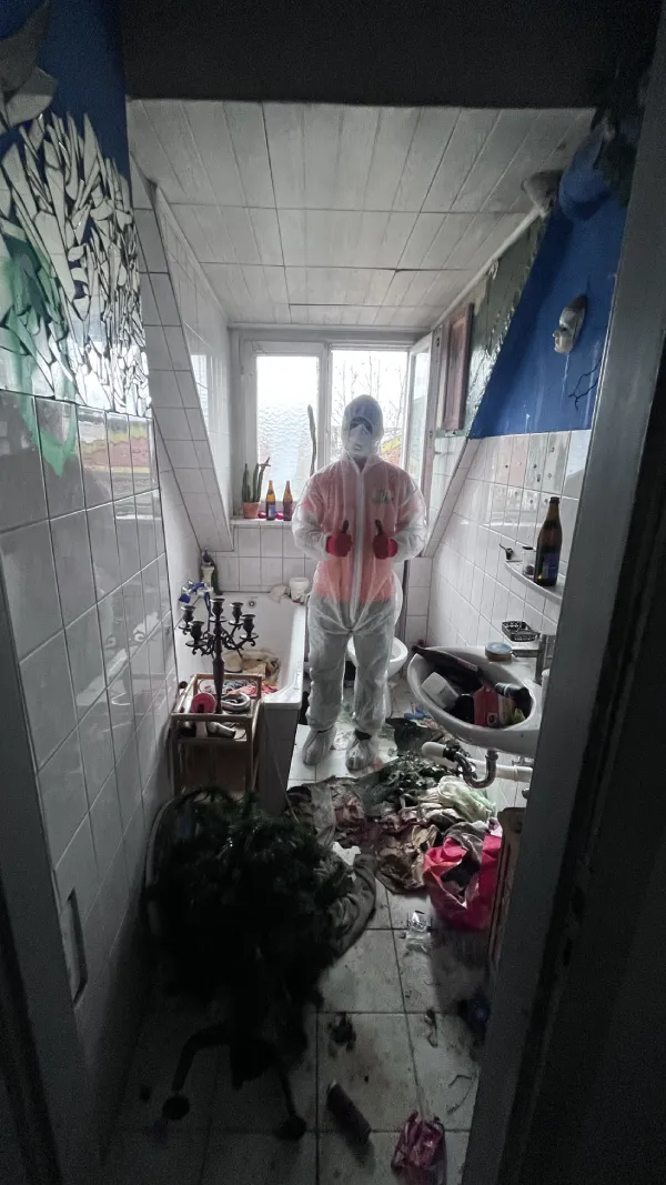 Vorher: Badezimmer vor der Entkernung in Aachen