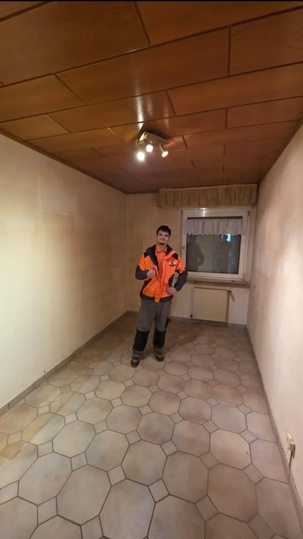 Nachher: Leeres Büro objektbereit übergeben nach Auflösung in Aachen